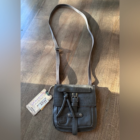 Sherpani Piper Brown Leather Crossbody Bag Purse - Picture 1 of 7